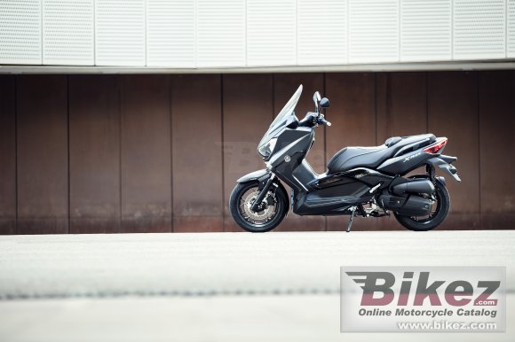 Yamaha X-Max 125 Iron Max