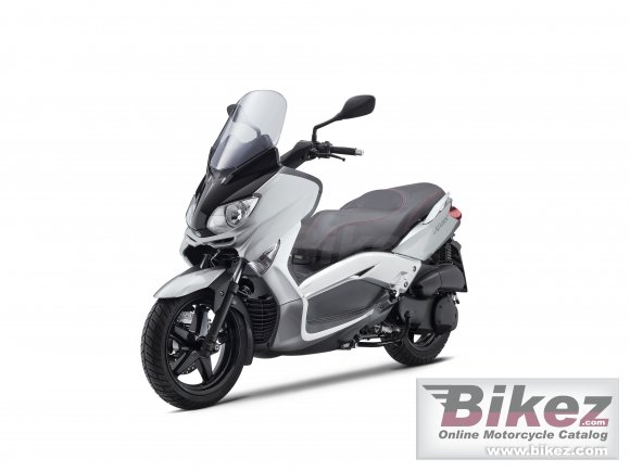 Yamaha X-Max 250