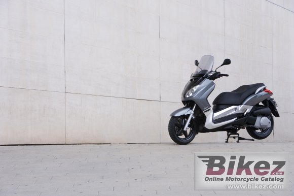 Yamaha X-Max 250