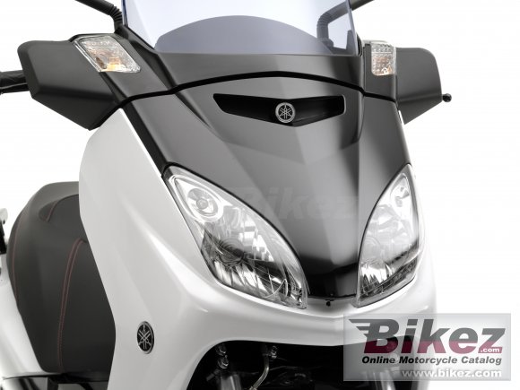 Yamaha X-Max 250