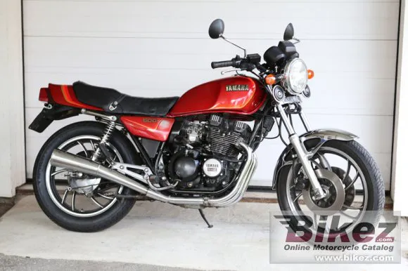 Yamaha XJ 550