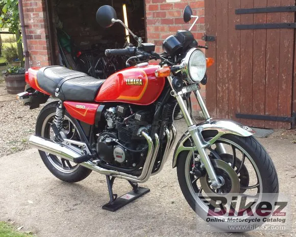 Yamaha XJ 550 Seca