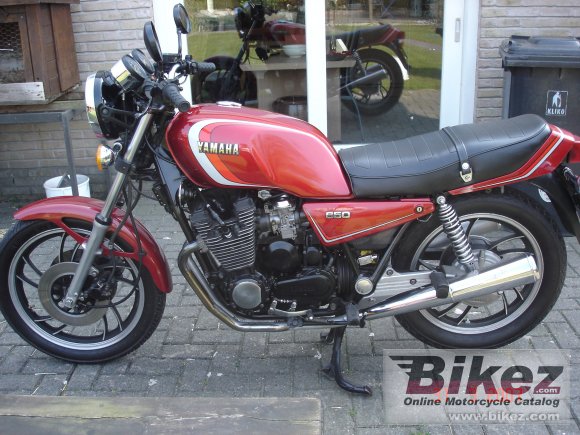 Yamaha XJ 650