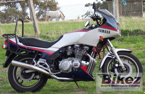 Yamaha XJ 750 S