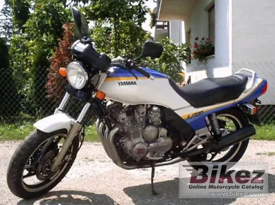 Yamaha XJ 900