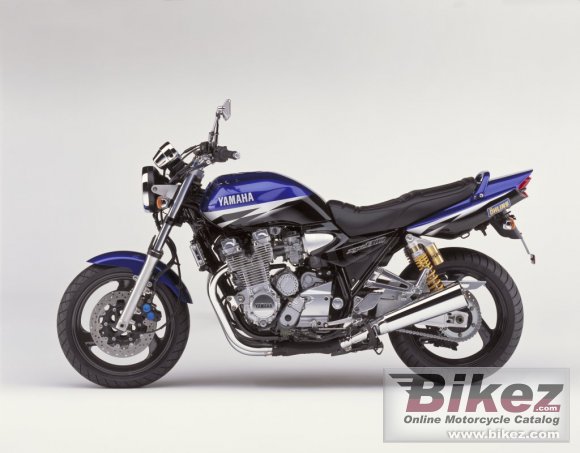 Yamaha XJR 1300