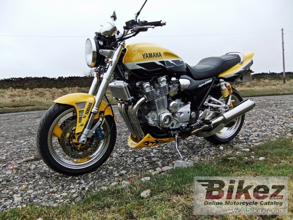 Yamaha XJR 1300