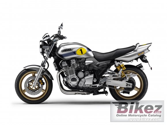 Yamaha XJR 1300