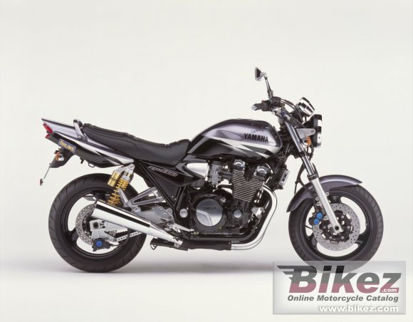 Yamaha XJR 1300