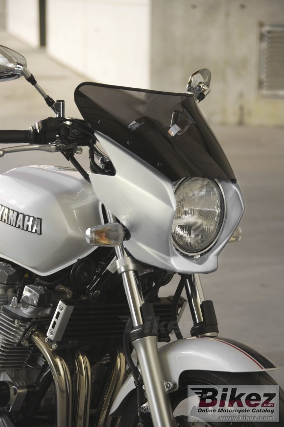 Yamaha XJR1300