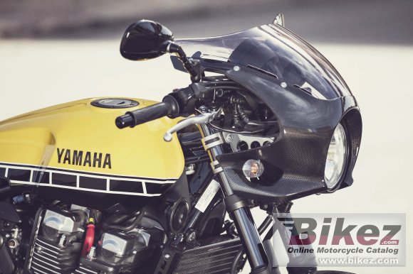 Yamaha XJR1300 Racer