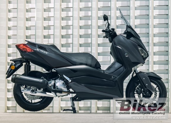 Yamaha XMAX 125