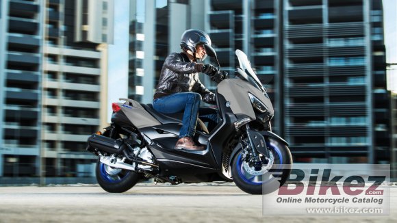 Yamaha XMAX 125