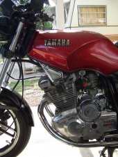 Yamaha_XS_400_DOHC_1982