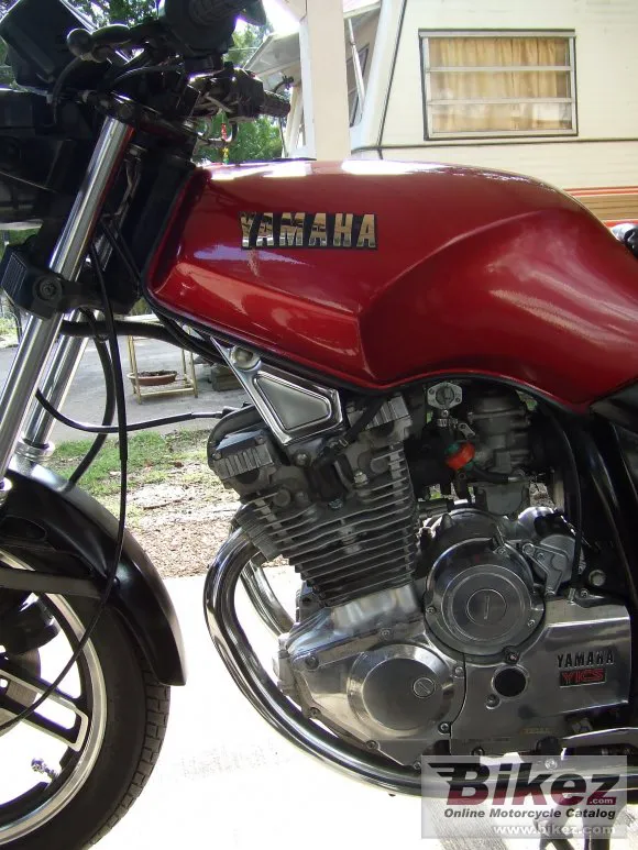 Yamaha XS 400 DOHC