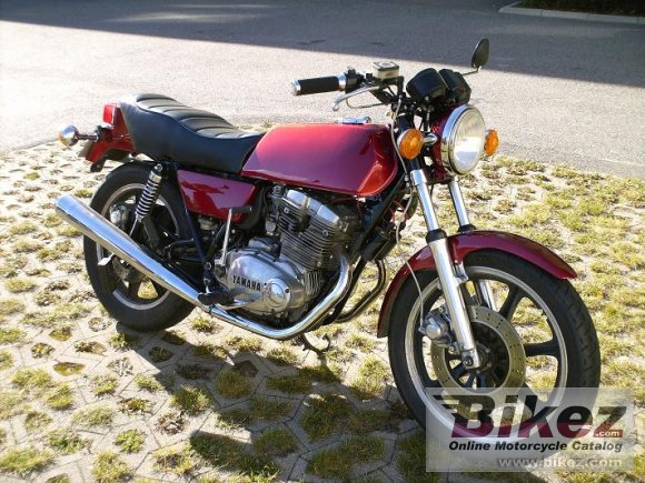 Yamaha XS 500