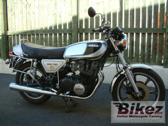 Yamaha XS 750