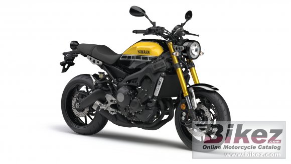 Yamaha XSR900