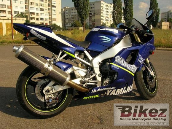 Yamaha YZF 1000 R1