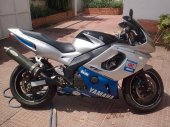 Yamaha_YZF_600_R_Thundercat_2000