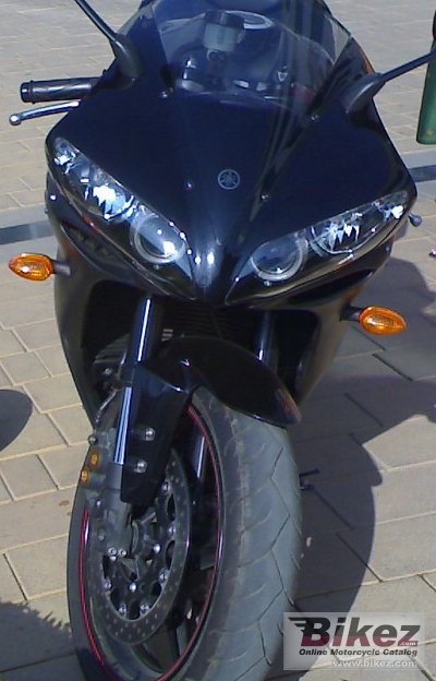 Yamaha YZF-R1