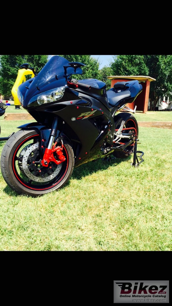 Yamaha YZF-R1