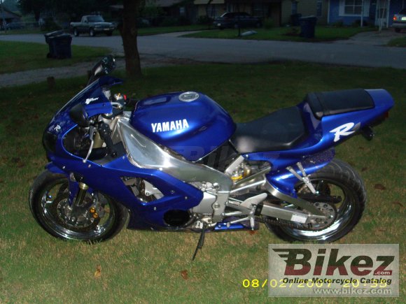 Yamaha YZF-R1