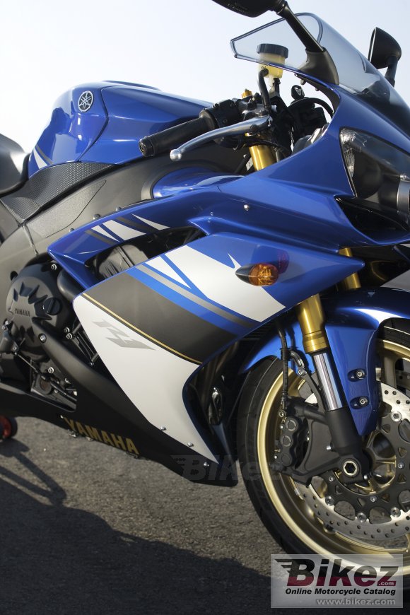 Yamaha YZF-R1