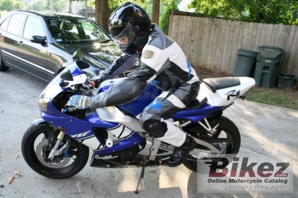 Yamaha YZF-R1