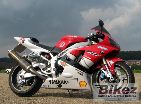 Yamaha YZF-R1