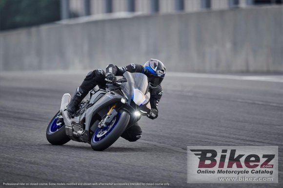 Yamaha YZF-R1M